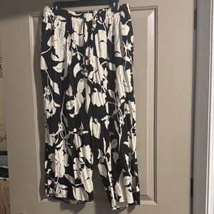 Christian Siriano Monochrome Floral Pants